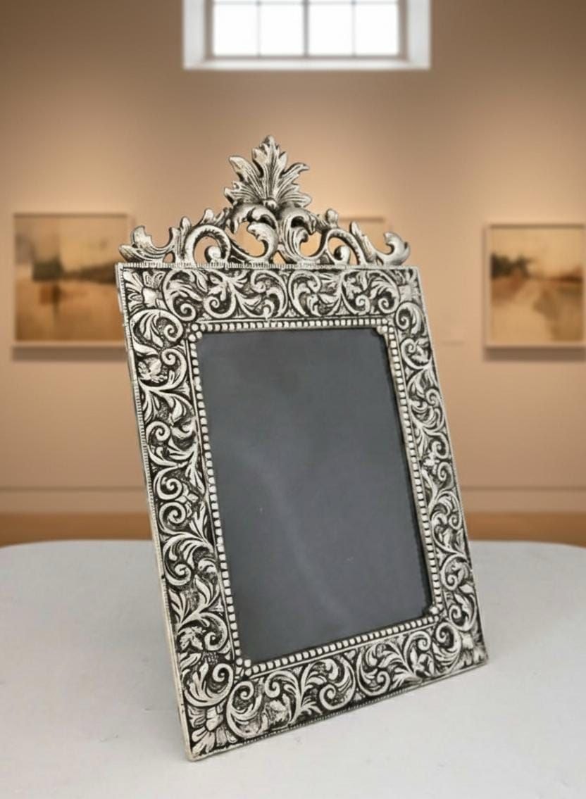 Crown, photo 2